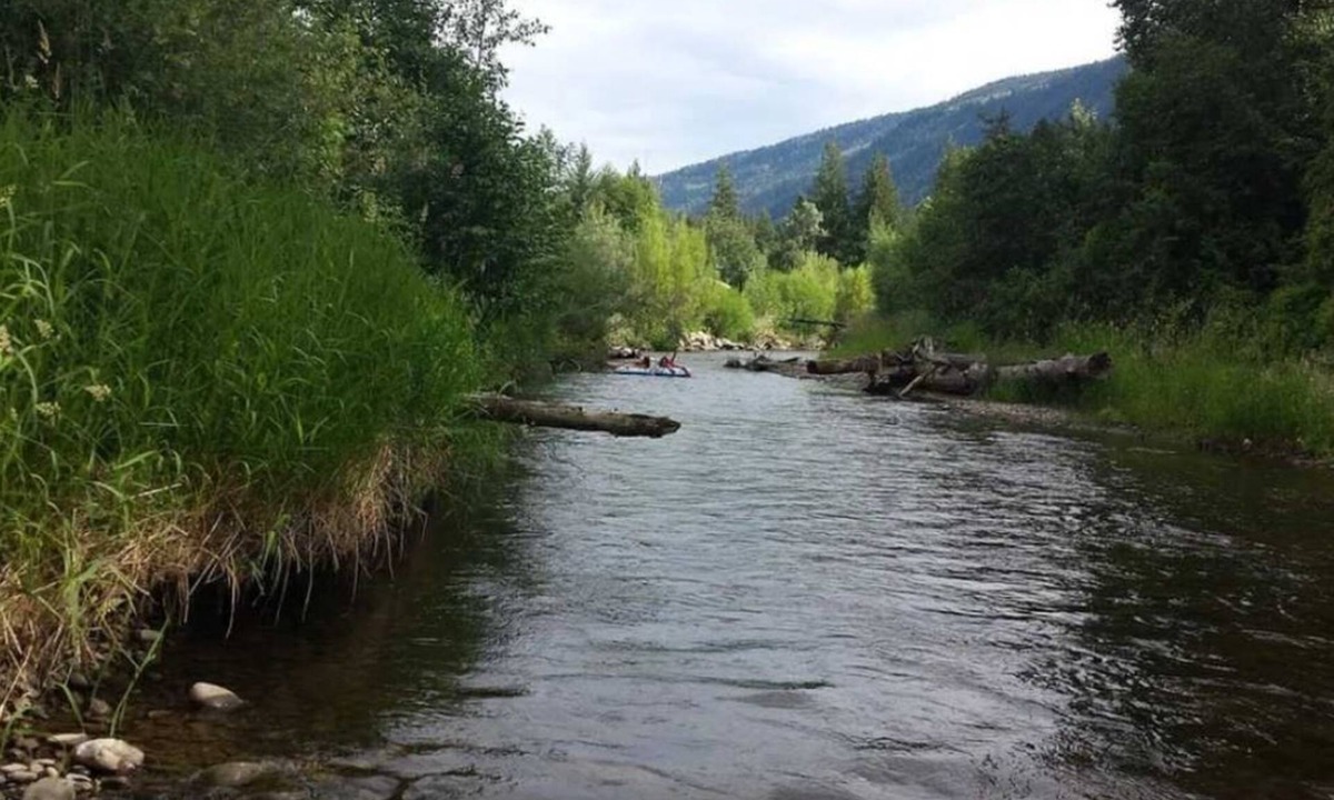 Armstrong RV Rental | Tim's Campsite by the River