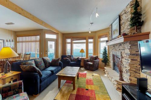 Big White Ski Resort Apartment | Timber Ridge