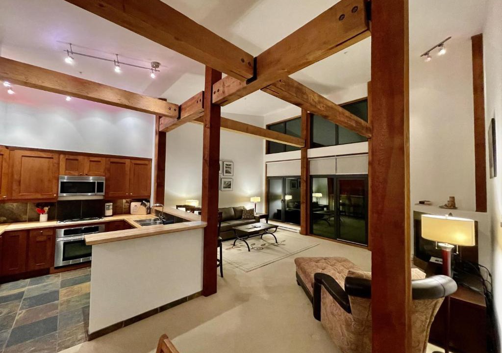 Ucluelet Apartment | Top-Floor Villa With Pacific Ocean Views Bbv