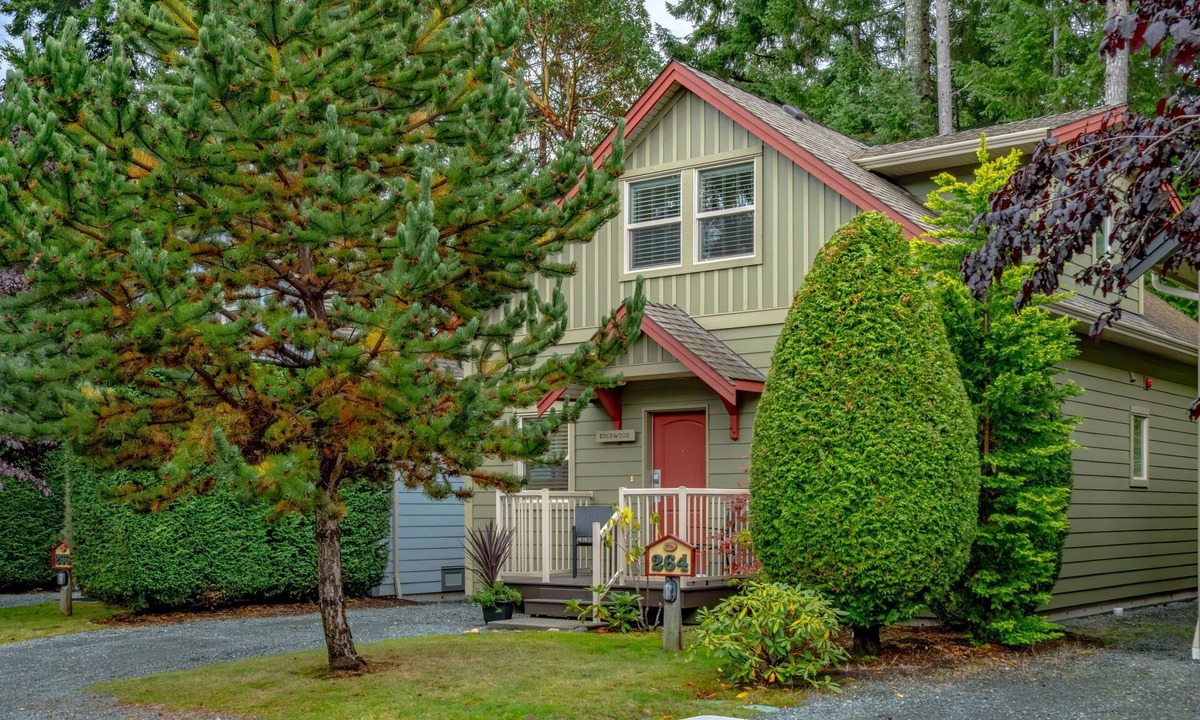 Regional District of Nanaimo Villa | Tranquil Coastal Retreat!
