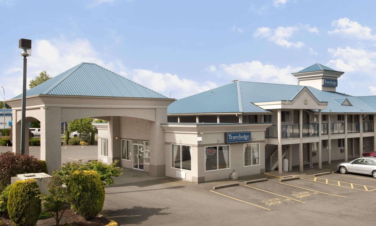 Langley Hotel | Travelodge by Wyndham Langley