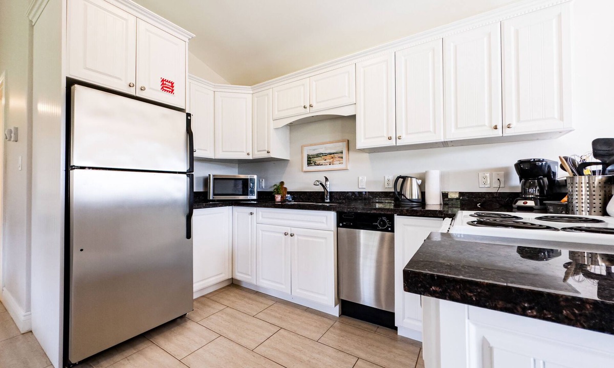 Stanley Bridge Condo | Two bedroom condo with private outdoor hot tub