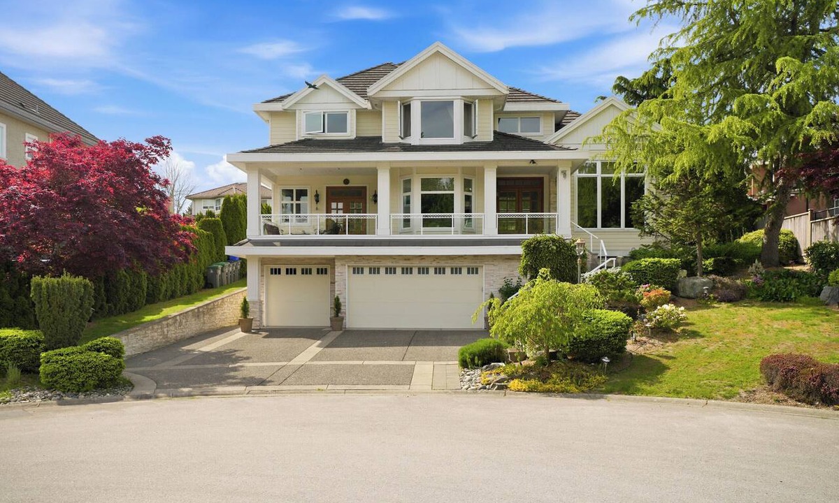 Fleetwood House | Tynehead Fleetwood Villa