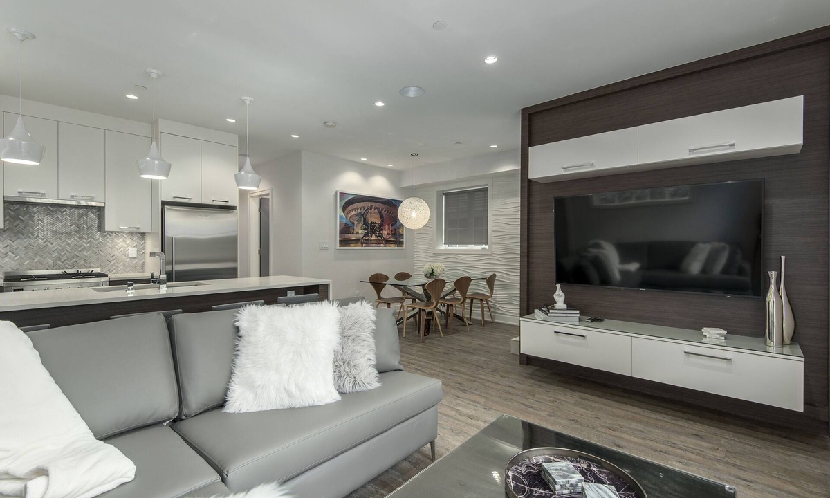 Kitsilano House | ⭐Ultra Luxury - Perfect for Families! Your own private putting green!⭐