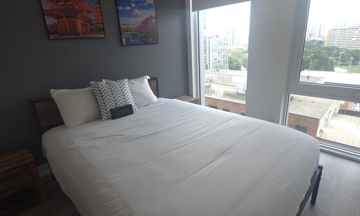 Downtown Toronto Apartment | Upscale 2-Bedroom Residence – Elm Ledbury