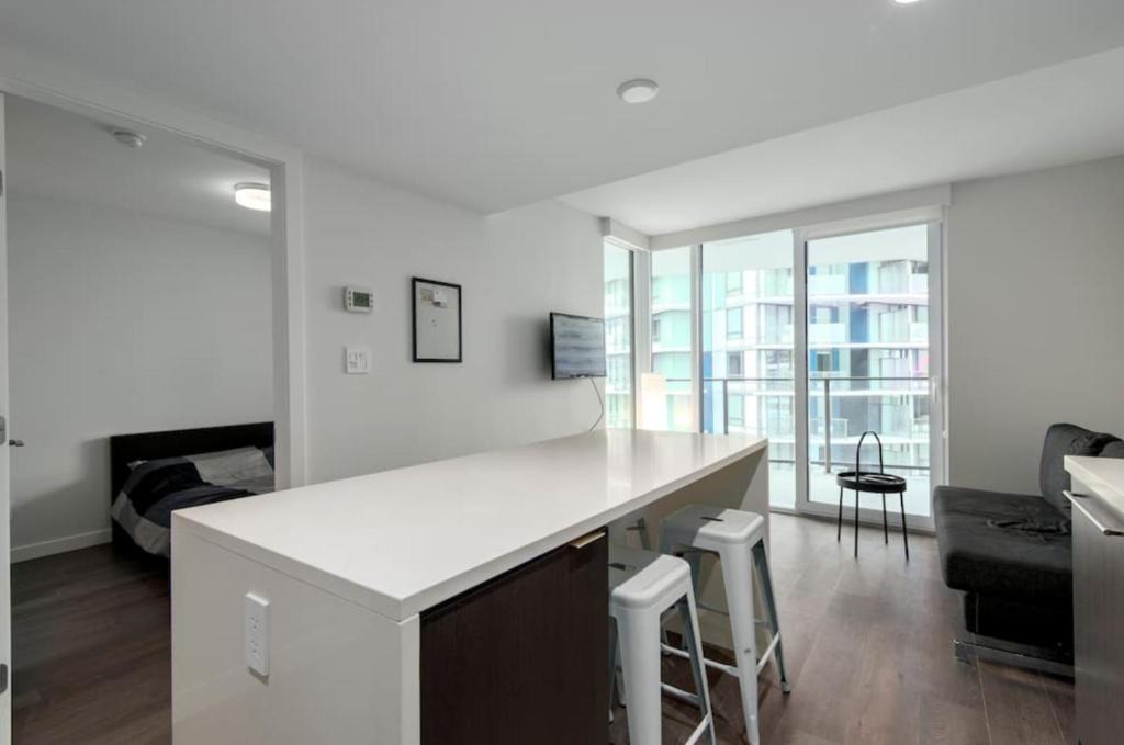 Marpole Apartment | Vancouver Nunavut 1 BR Apartment