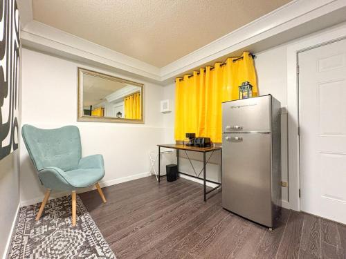 Dunbar Apartment | Vancouver UBC 2BD Suite