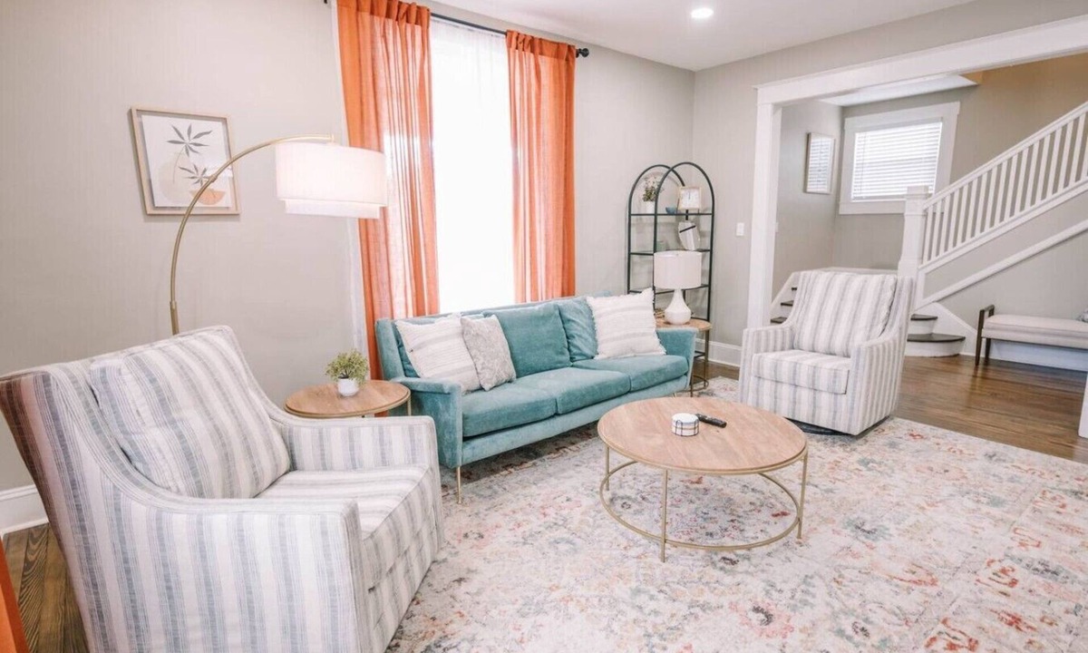 Danville House | Victorian Modern 3bd/2bath - Meredith’s Place