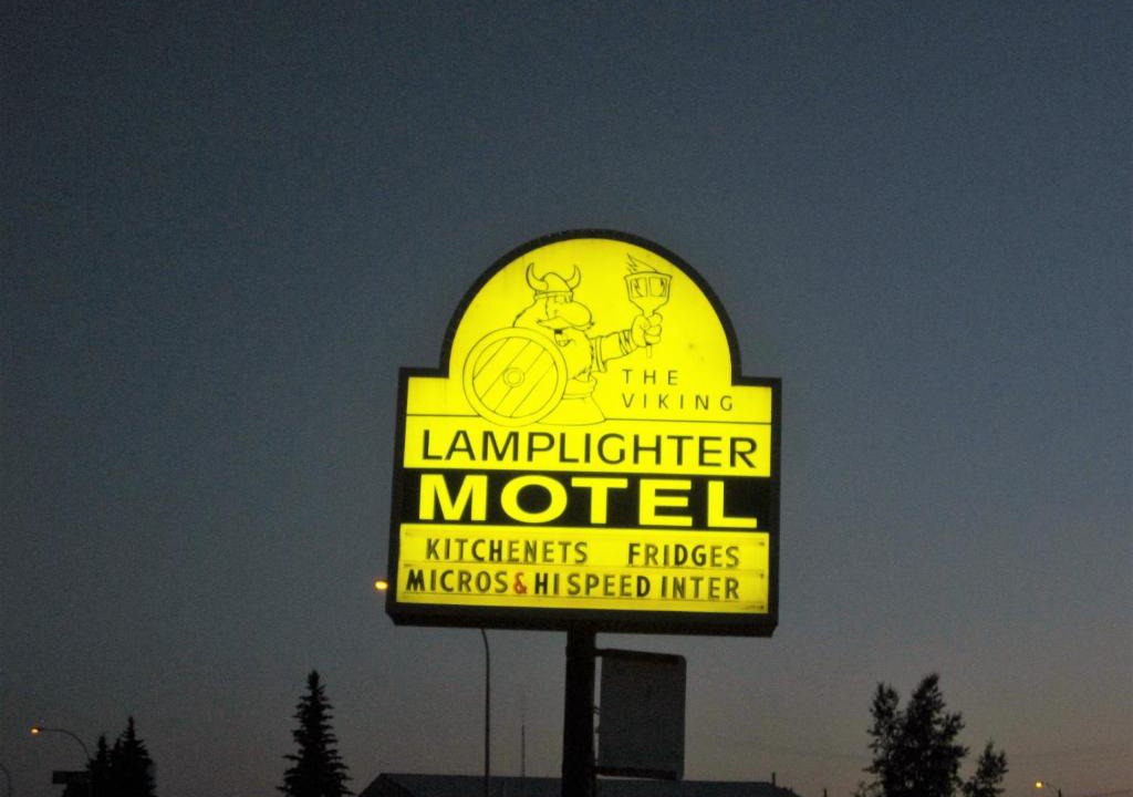 Viking Hotel | Viking Lamplighter Motel
