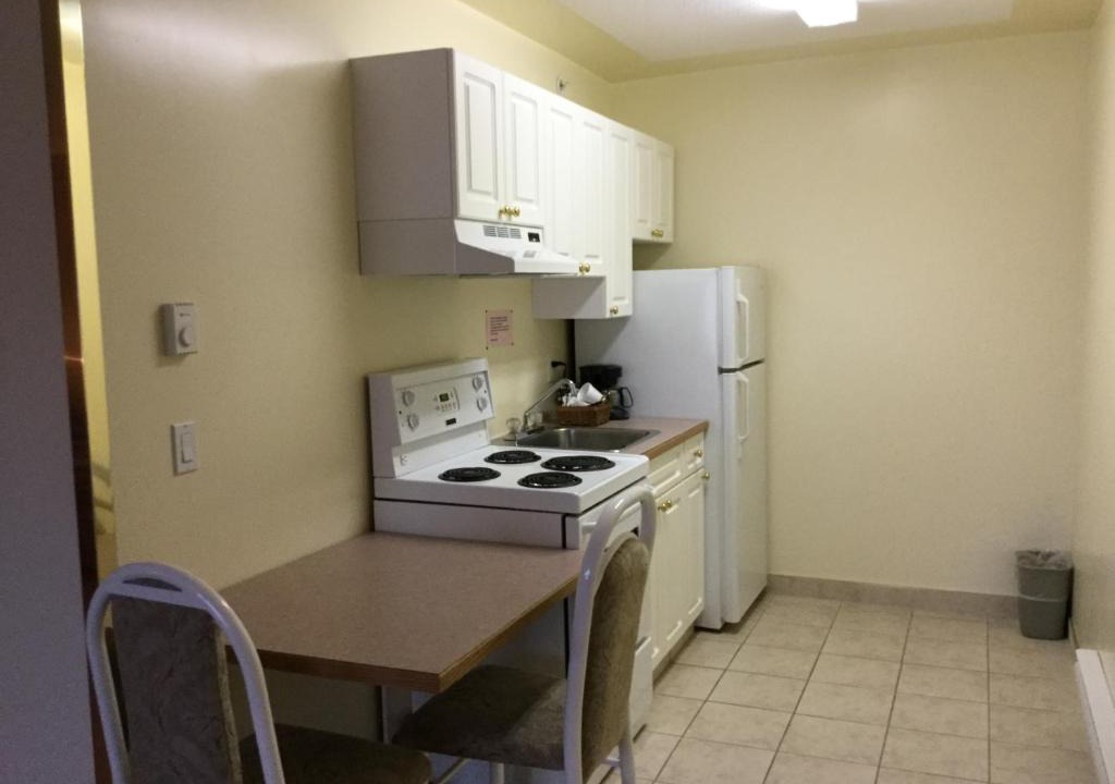 Grande Prairie Hotel | Western Budget Motel #1 Grande Prairie