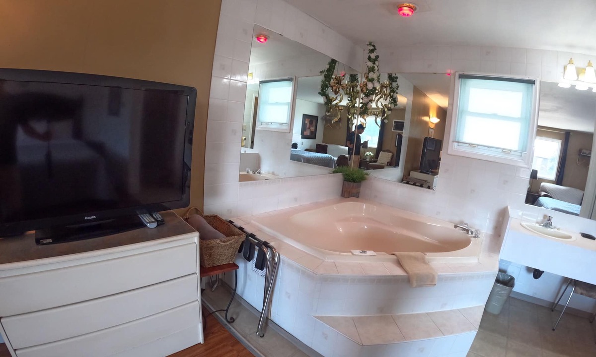 Vegreville Hotel | Westview Motel