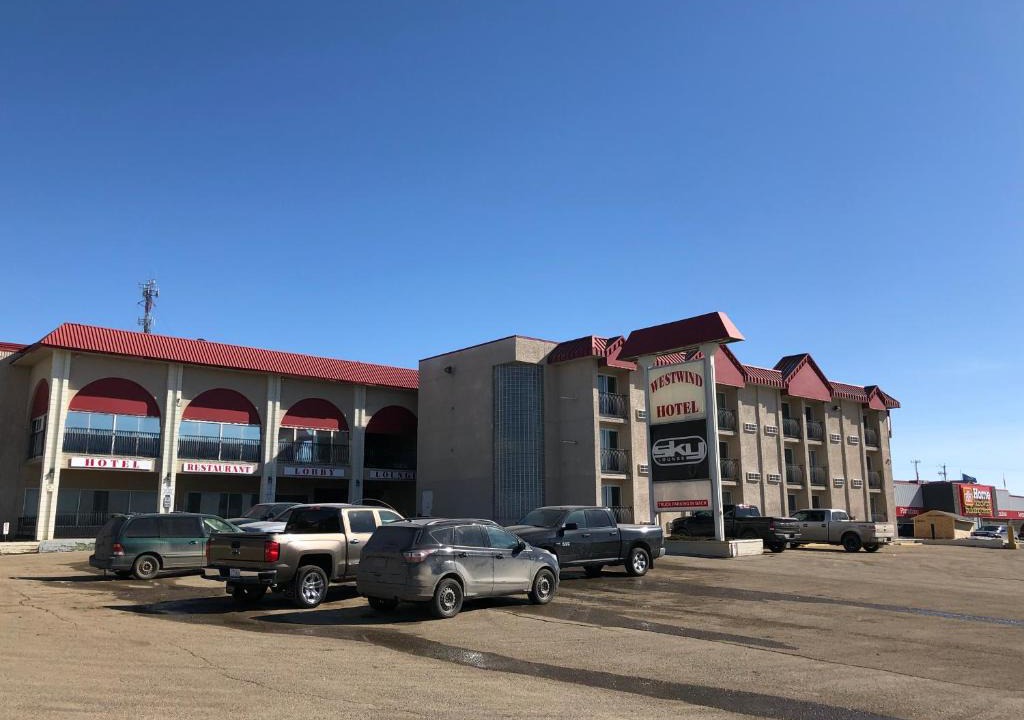 Drayton Valley Hotel | Westwind Motor Inn Hotel