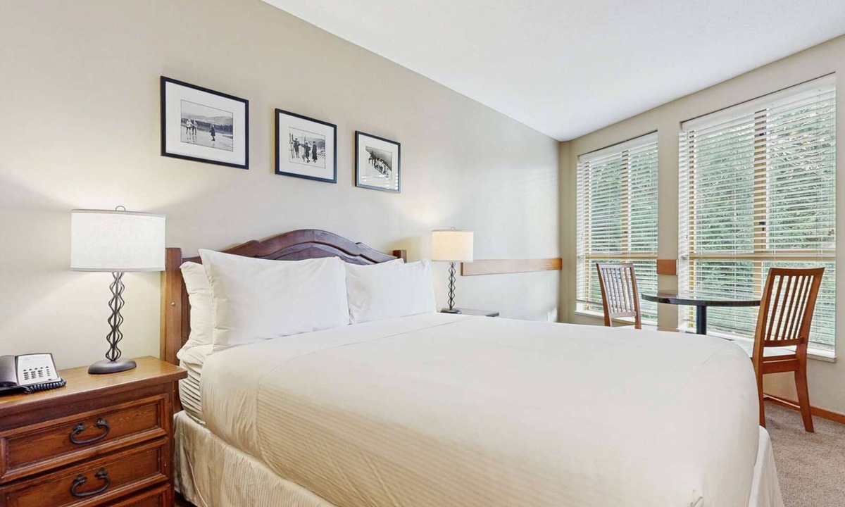 Village North Hotel | Whistler - Cascade Lodge 409