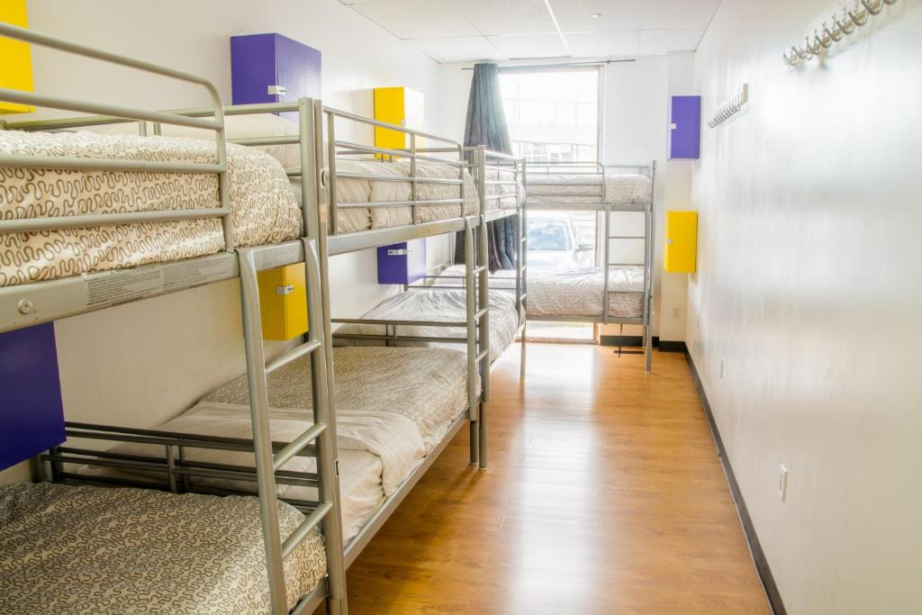 Downtown Calgary Hostel | Wicked Hostels - Calgary