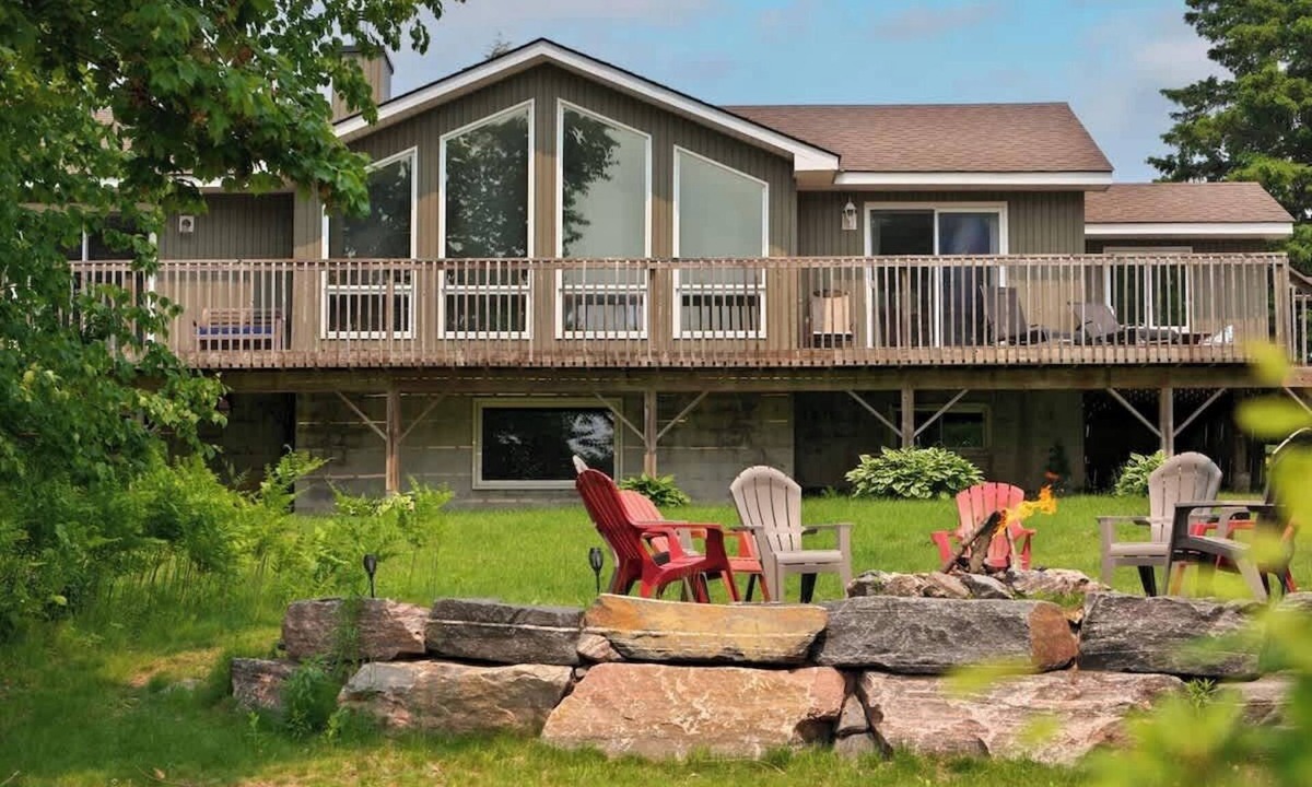 The Archipelago Cottage | Winter Escape | Sauna, Fireplace, Games