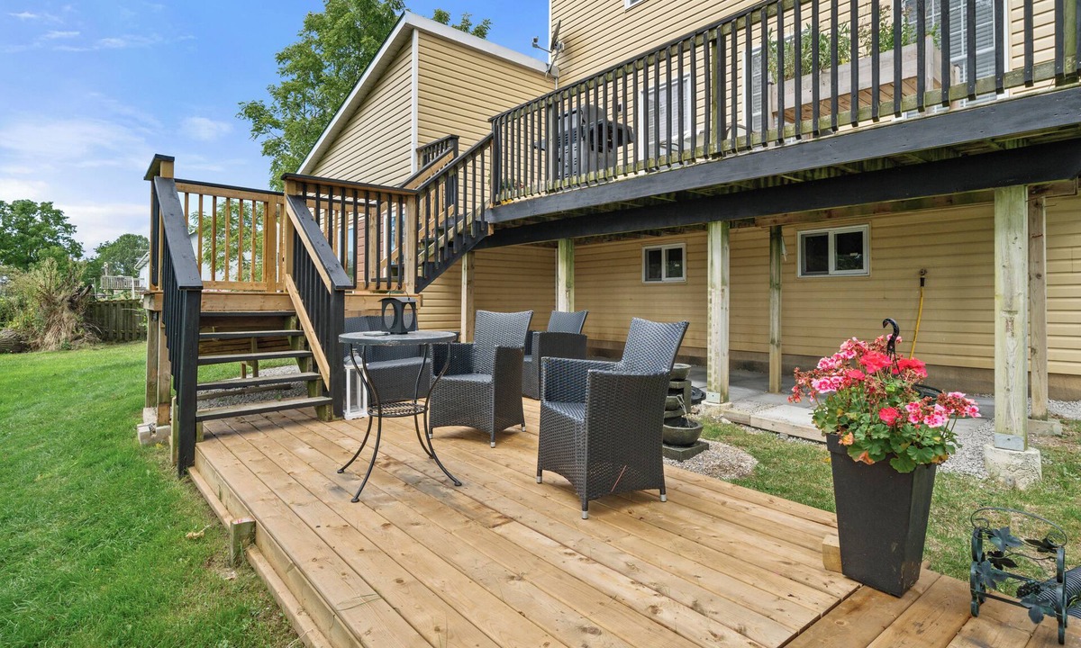 Bloomfield House | Your Monthly Wine & Sand Retreat, accessible, Business, Pet-Friendly