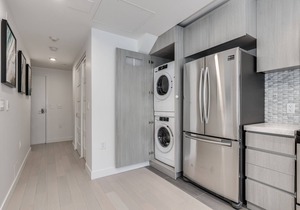 1431 Haro St - 3 Bedrooms - Downtown Vancouver