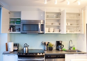 3 Bedrooms/3 Baths House in Downtown Vancouver