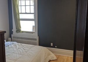 Beautiful huge townhouse in Westmount, walking distance from downtown.