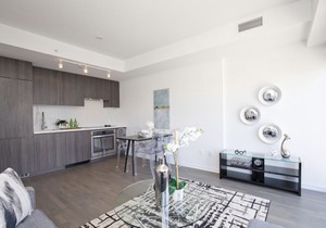 Luxury Cozy Condo in Downtown Toronto | King St.