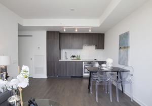 Luxury Cozy Condo in Downtown Toronto | King St.