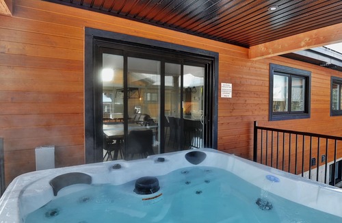 Stoneham House | 03 Chemin des Cascades, Stoneham (CITQ307576)