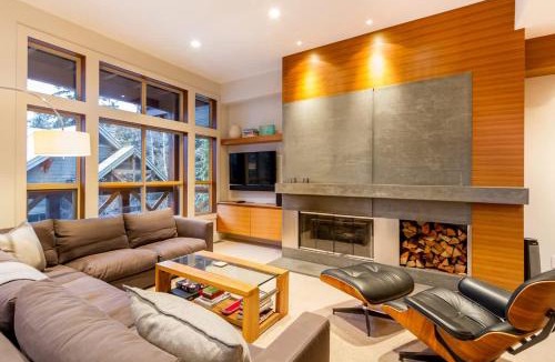 Blackcomb House | 05 Forest Creek