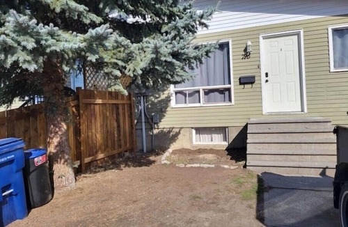 Cranbrook Apartment | 1 bdrm 716 23a ave n unit Cn