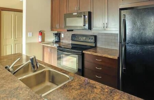 Fernie Apartment | 1 BDRM Condo - Great location - Hot tub and pool