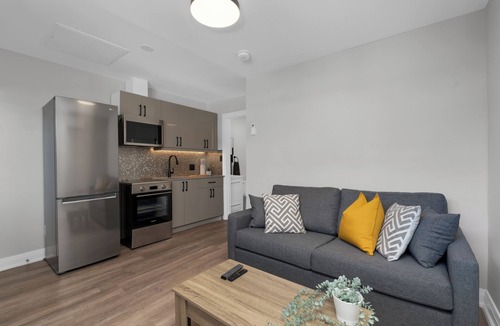 Wasaga Beach Apartment | 1 bedroom suite