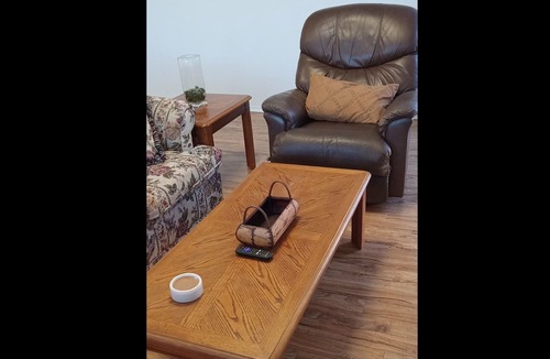 Saanich West Apartment | #117 Viewmont Ave - 2 Bedroom Ground Level Suite
