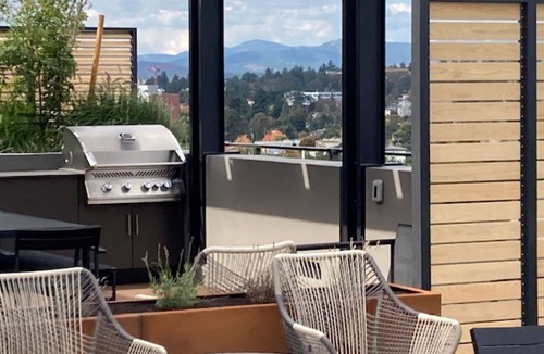 Victoria West Condo | #157 Tyee Rd Beautiful 2 bed 2 bath condo
