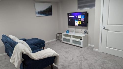 Fort Gary House | 1BR Private Suite Near UofM The Cozy Oasis