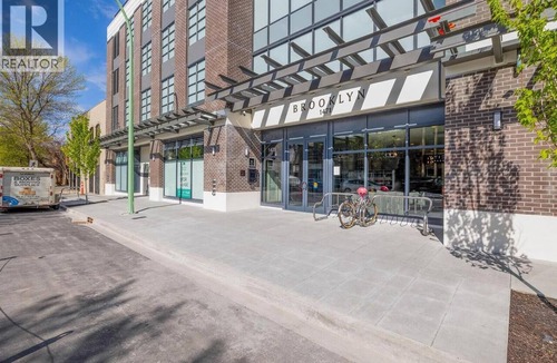 Downtown Kelowna Condo | 2 Bedroom Lakeview in Downtown Kelowna with Rooftop Terrace + EV Parking