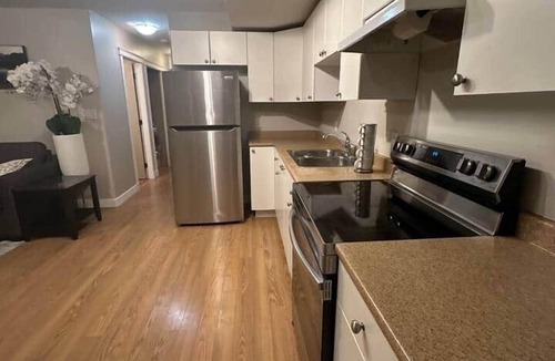 Regional District of Nanaimo House | 2-Bedroom Private Suite near VIU