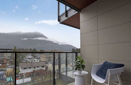 Downtown Squamish Apartment | 2-BR Squamish Condo with Remarkable Mountain Views