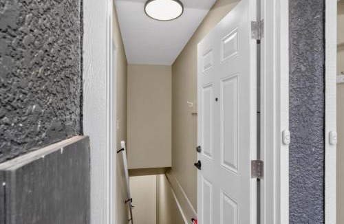 Highland Park House | 2 BR Suite YYC Airport Downtown 4324 DN