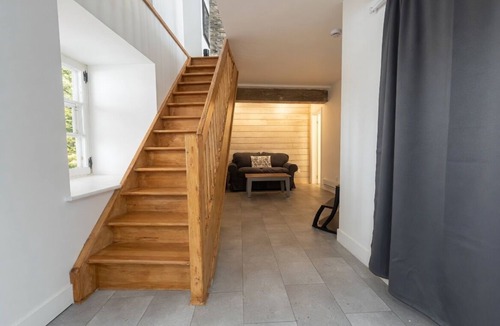 Old Quebec Apartment | 2 Renovated Bedrooms | Historic + Modern Charm in the Heart of Old Quebec