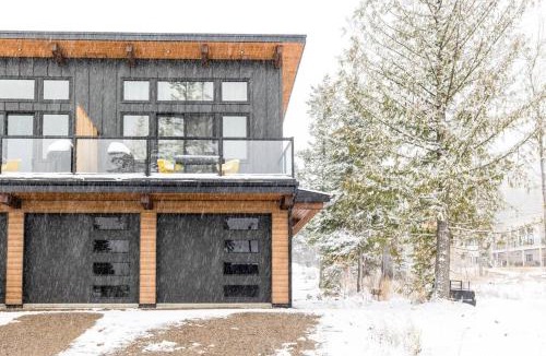 Fernie Apartment | 22 Sunniva by StayIn
