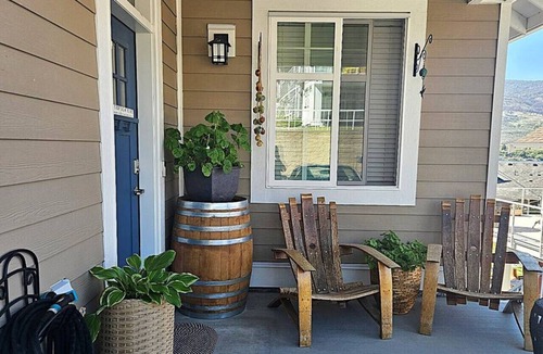 Osoyoos Apartment | 268 Sandy Dreams Cottage