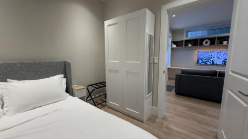 Fraserview Apartment | 2Bed 1Bath in City, 20 min to BC Place MAJOR INTERNATIONAL SPORTING EVENT 2026