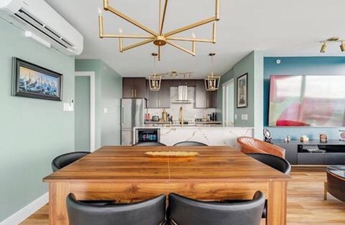 Central Apartment | 2BR Condo | AC | Near SkyTrain I Arena I Stadium