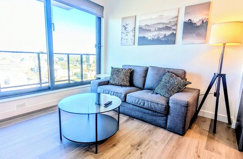 Crescent Heights Condo | 2BR Downtown Condo - By Saddledome - Free Parking