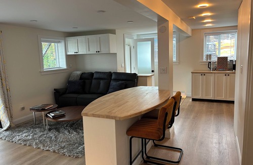Port Edward House | 2BR Seaside Haven Retreat