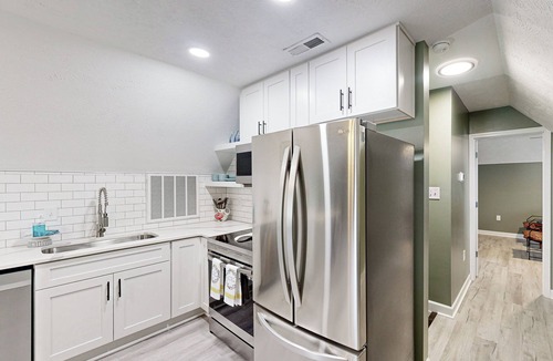 Olivia Cottage | 2nd-floor Unit w/Shared Pool, Playground & Gym