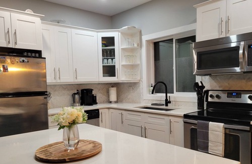 Shawnigan Lake House | 3 Bedroom home in beautiful Shawnigan Lake.