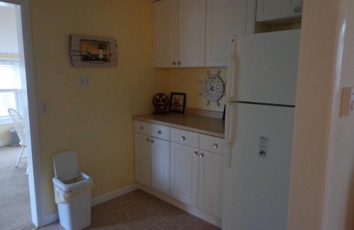 Brigantine Apartment | 37Th St So 2nd Floor, Beach Block