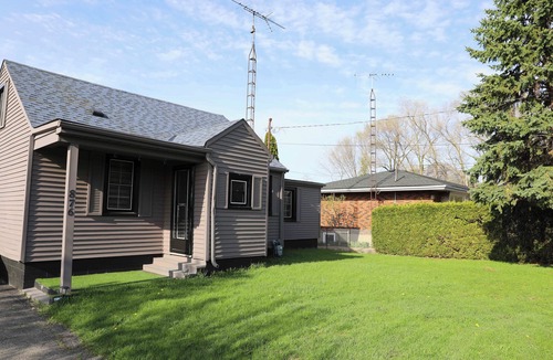 Niagara-on-the-Lake House | 3BR home w/large yard near wineries & outlet