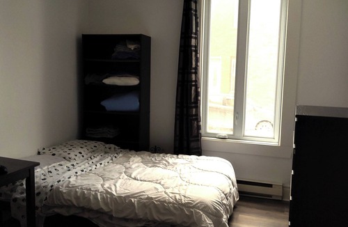 Centre-Ville Apartment | 4 1/2 tout inclus près des parcs!