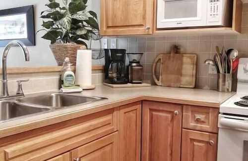 Radium Hot Springs House | 4 Bedroom 2.5 Bath Golf Townhouse in Radium